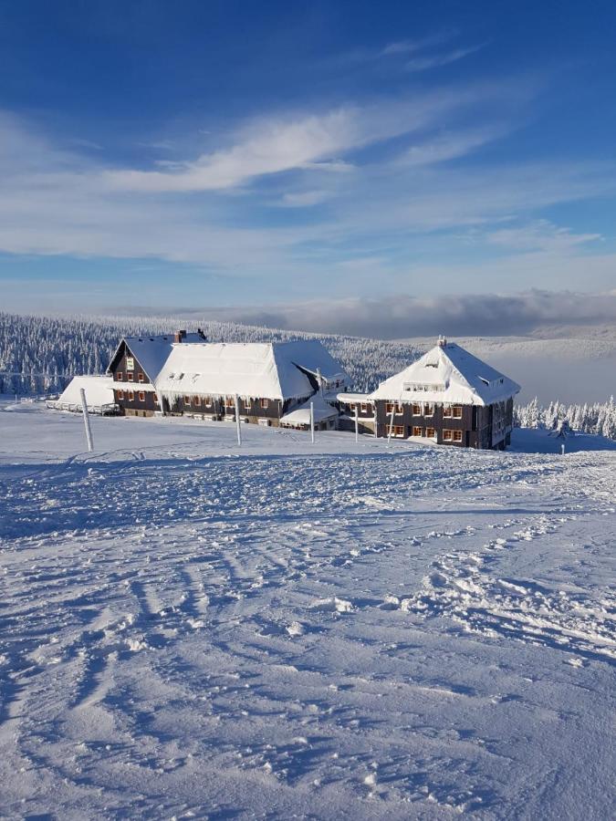 斯克拉斯卡波伦巴 Schronisko Pttk Hala Szrenicka旅舍 外观 照片